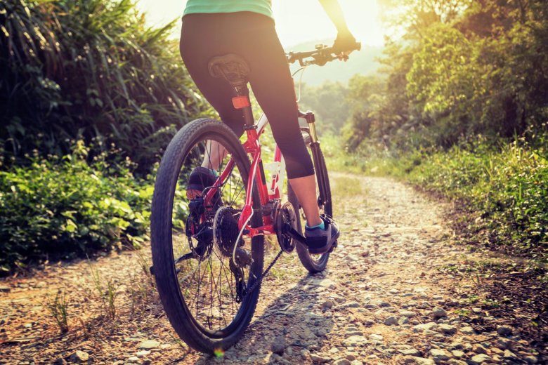 Кататься на велосипеде