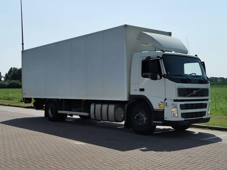 Вольво 10 тонник