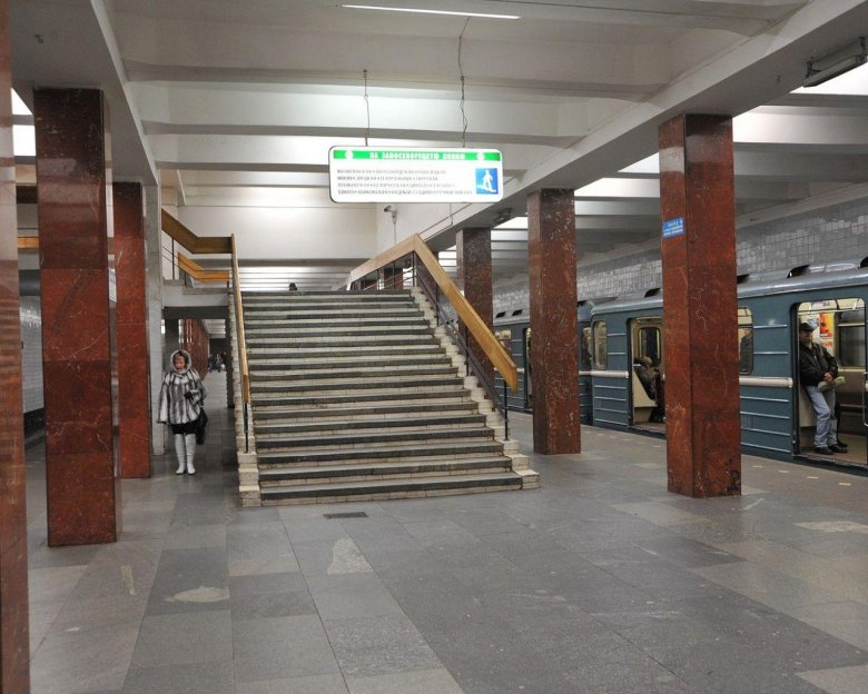 Станция каширская каховская линия