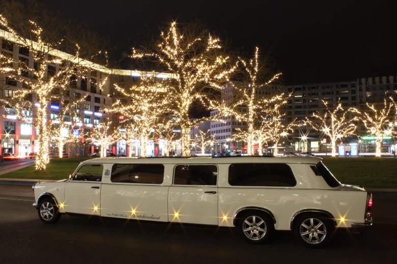 Chevrolet suburban limousine