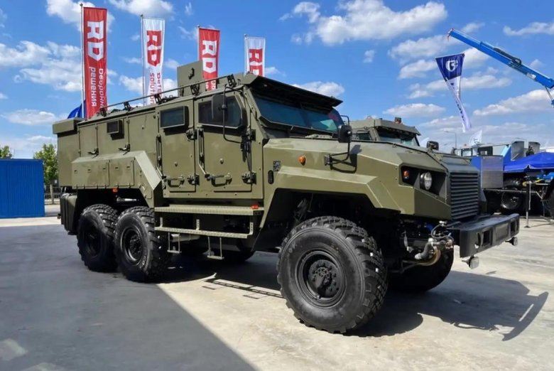 3 стс ахмат бронеавтомобиль
