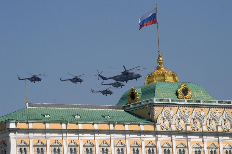 Вкс рф в небе над москвой