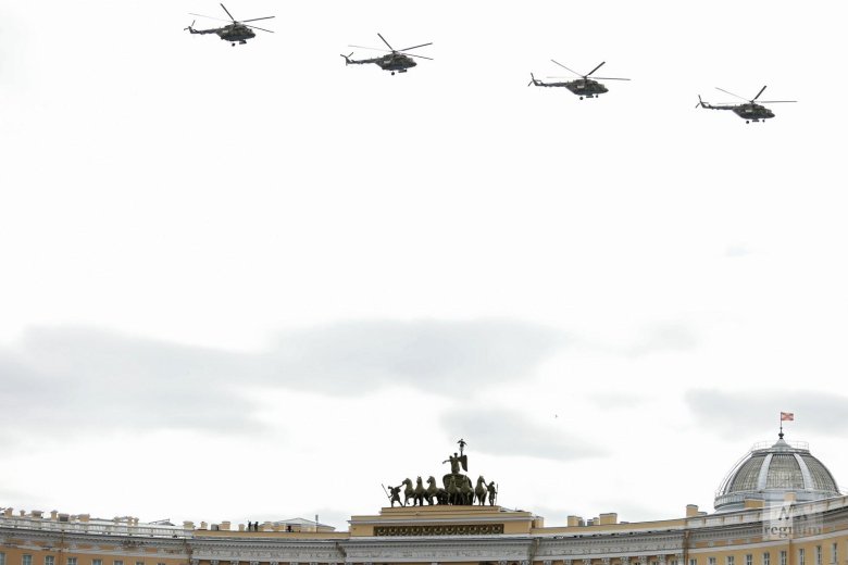 Парад победы санкт петербург