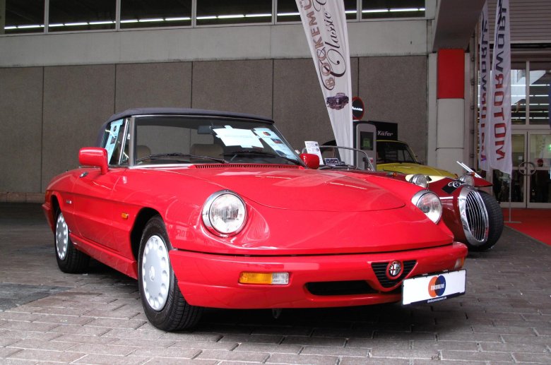 Alfa romeo spider 2