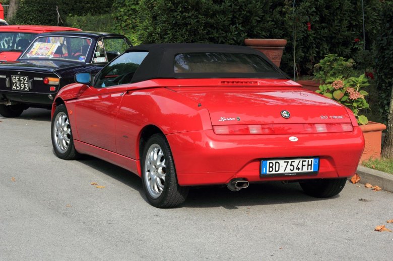 Alfa romeo spider 916