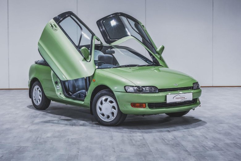 Тойота сера 1990