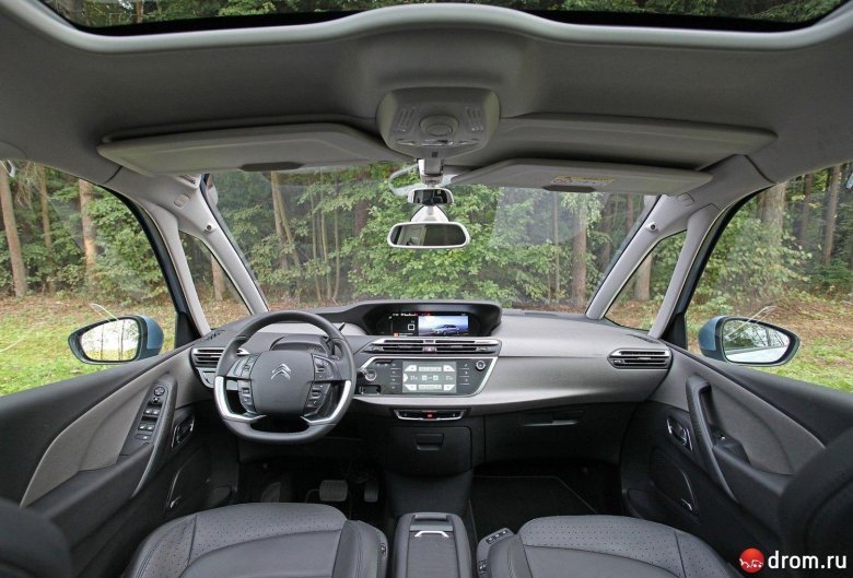 Ситроен с4 пикассо салон
