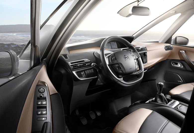 Citroen grand c4 picasso 2015 салон