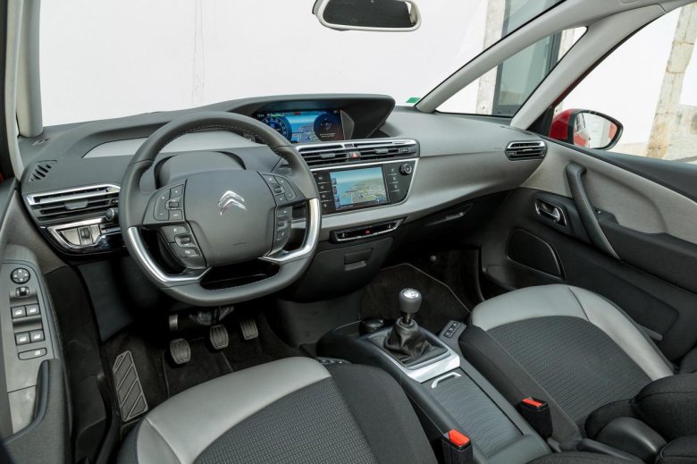 Ситроен с4 пикассо салон