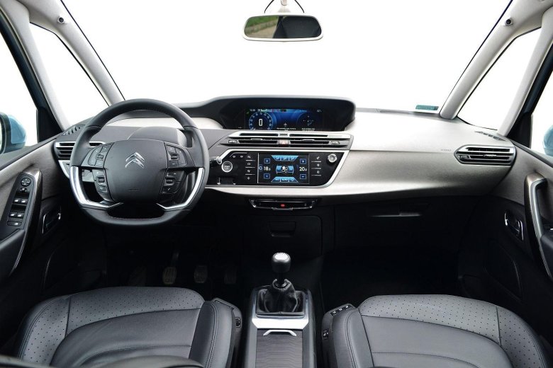 Ситроен с4 гранд пикассо 2017