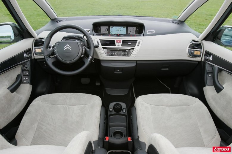 Ситроен с4 гранд пикассо салон