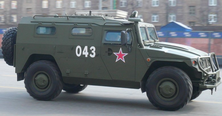 Газ 2330 тигр военный