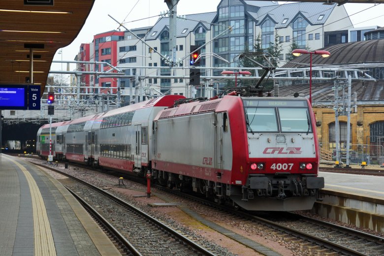 Luxembourg railway station