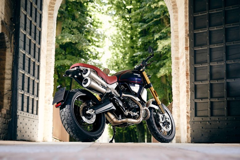 Мотоцикл ducati scrambler
