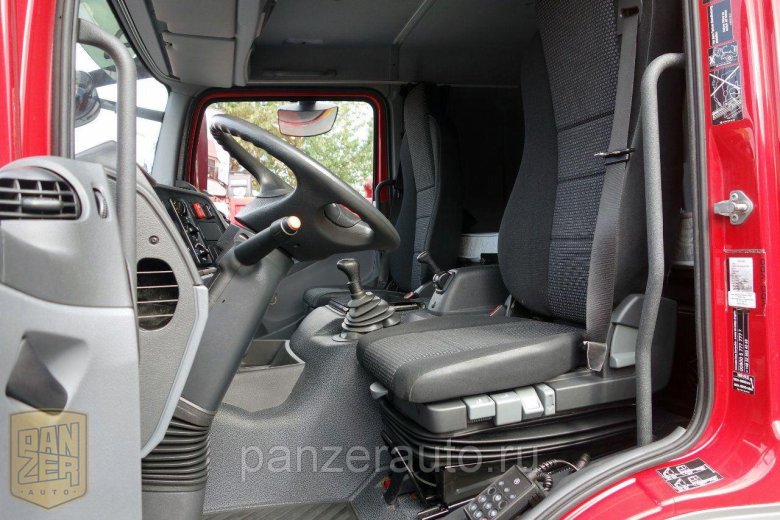 Mercedes atego 1224 салон