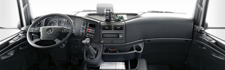 Мерседес аксор 1840 салон