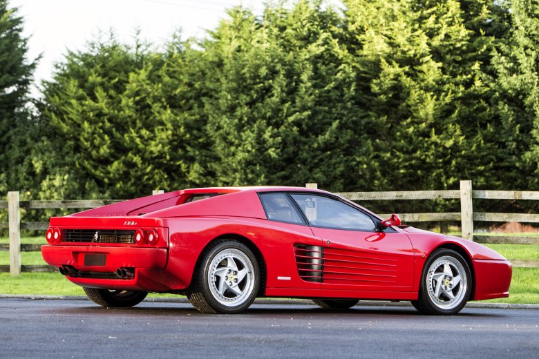 Ferrari testarossa 1984