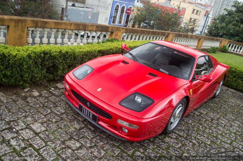 Ferrari testarossa 512tr