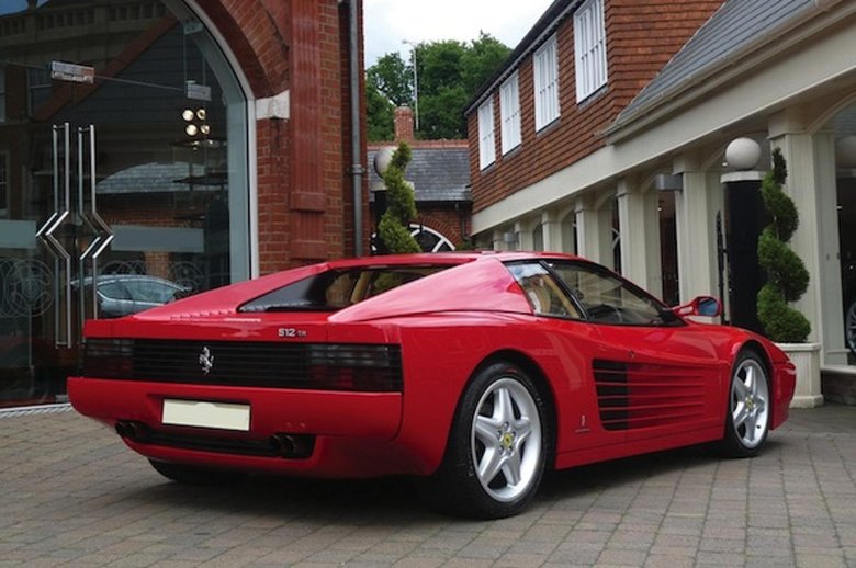 Ferrari testarossa 1984
