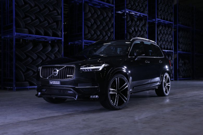 Volvo xc90 black