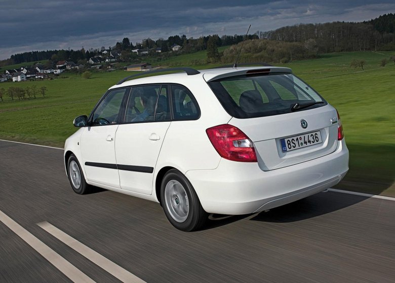 Skoda fabia 2 универсал