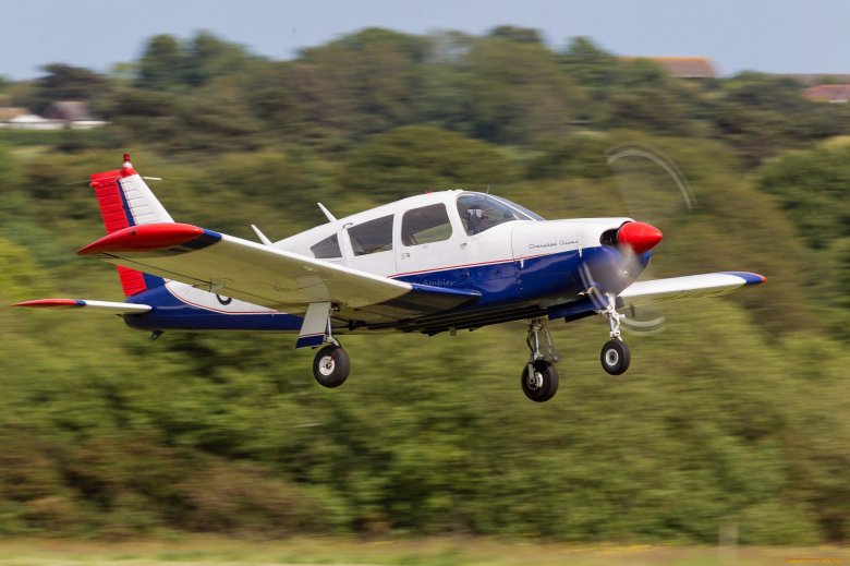 Piper pa-28-180 cherokee