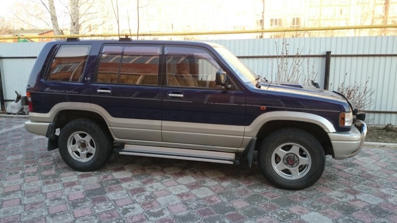 Исузу бигхорн 2002