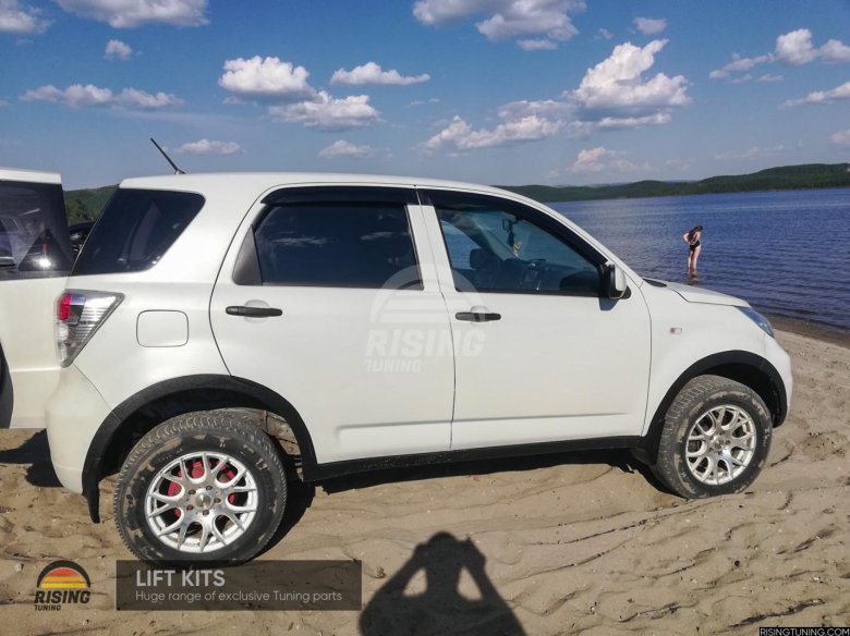 Дайхатсу териос 210