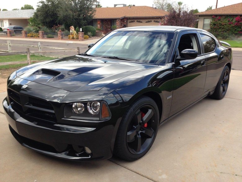 Dodge charger 2011 черный