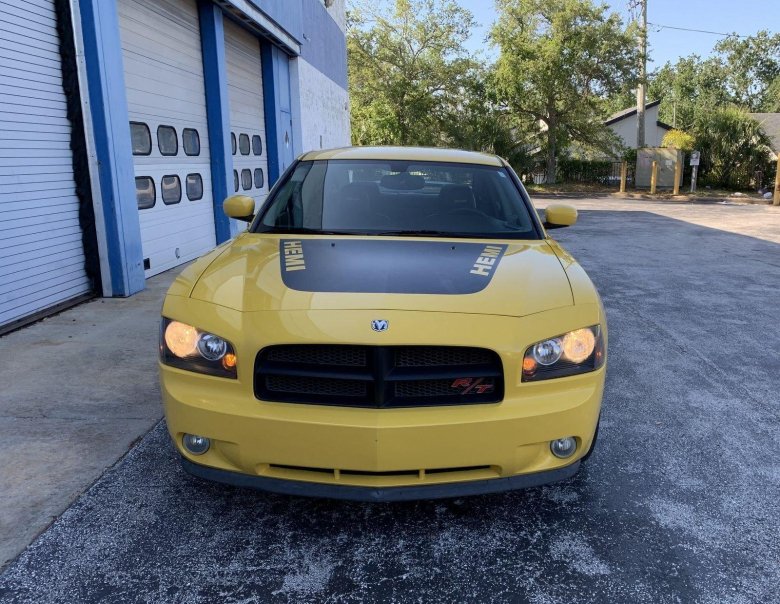Dodge charger srt8 2009