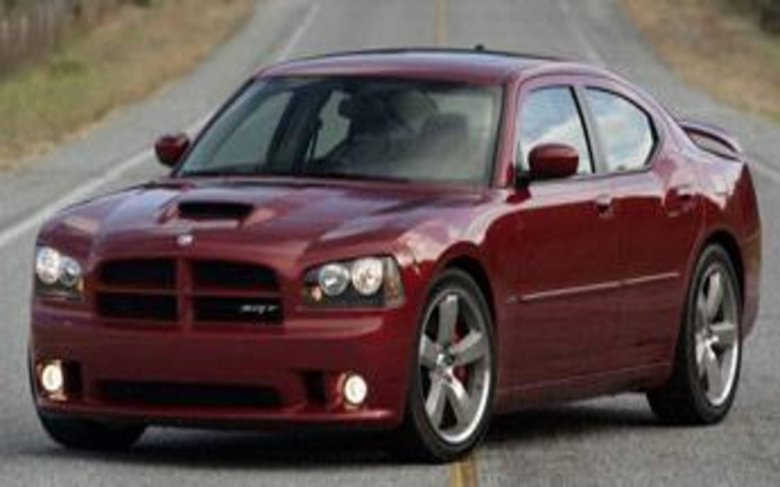 Додж чарджер 2005