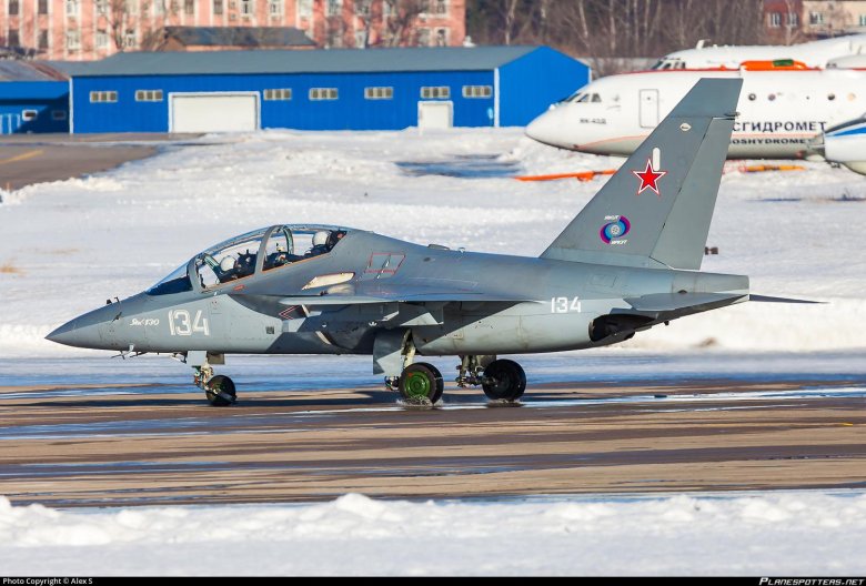 Яковлев як-130