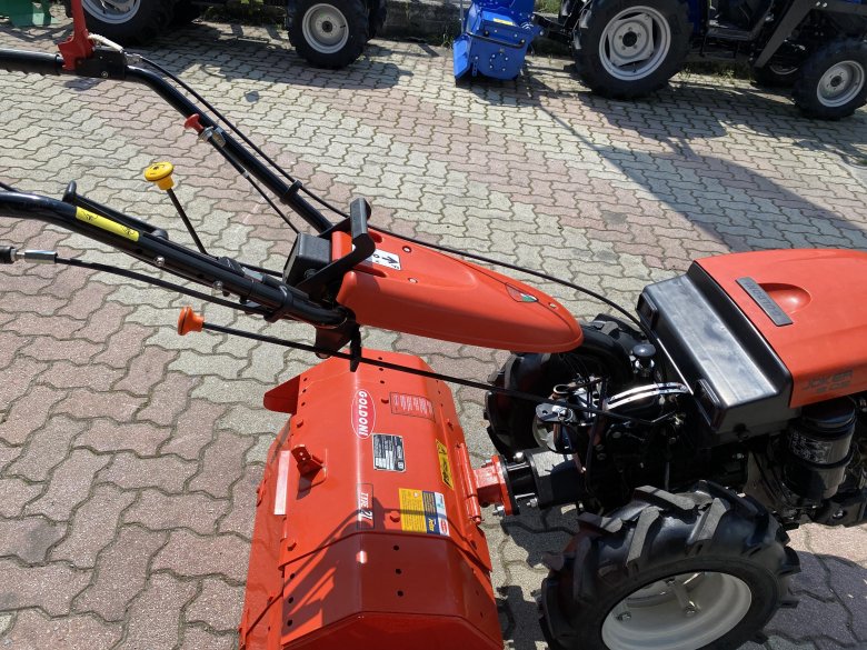 Трактор мотоблок