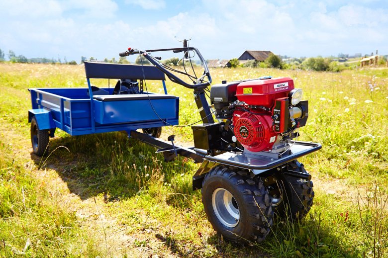 Большой мотоблок