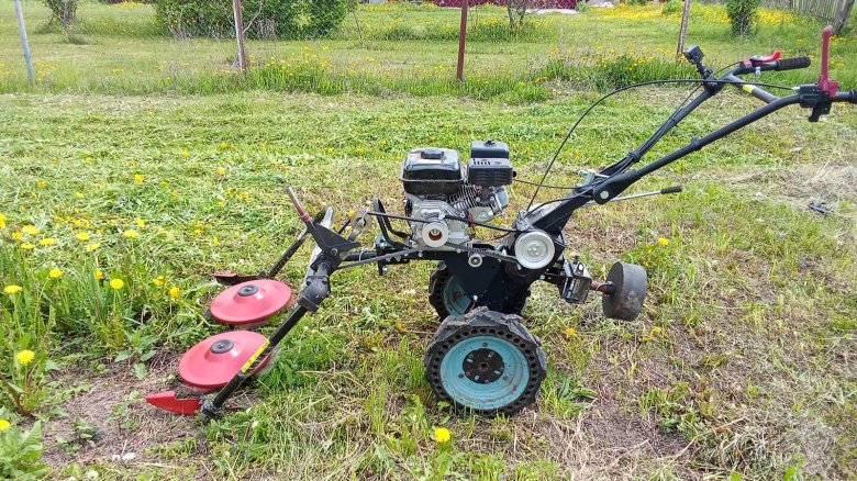 Косилка на мотоблок