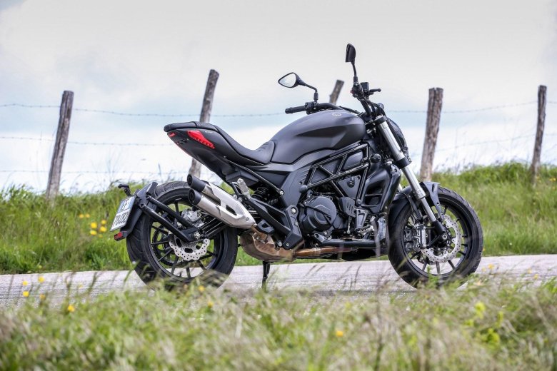 Бенелли мотоцикл