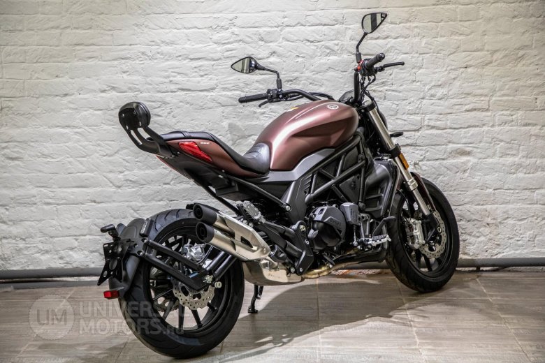 Мотоцикл benelli