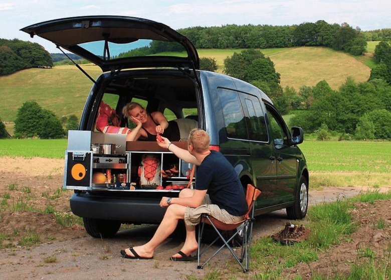 Mini camper van
