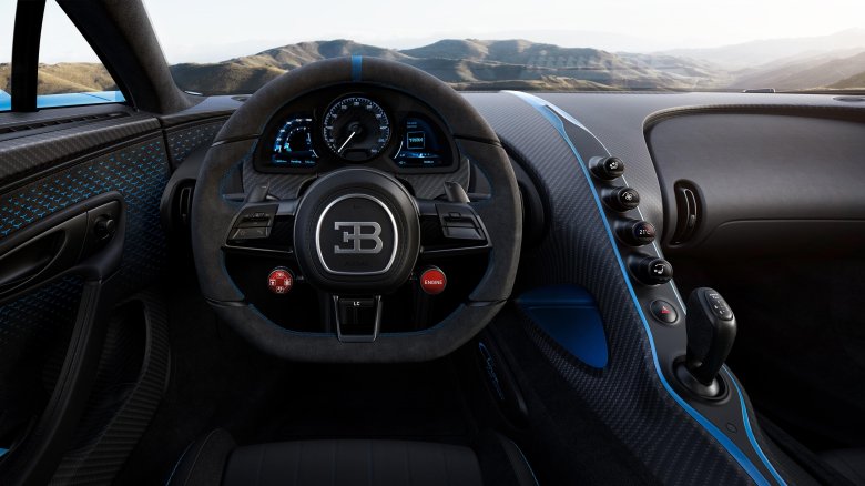 Bugatti chiron pur sport interior