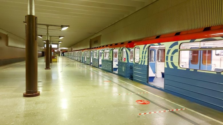 Москва вагон метро