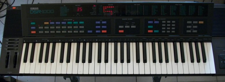 Синтезатор ямаха 1000