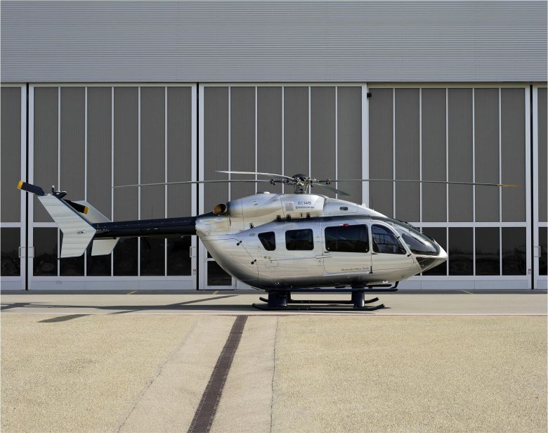 Вертолет mercedes-benz style ec145