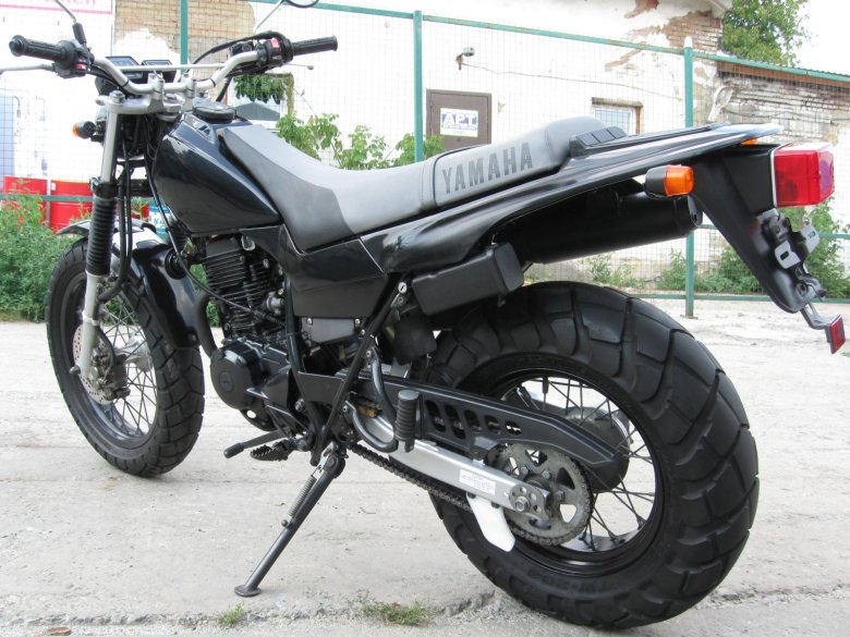 Ямаха 200 кубов