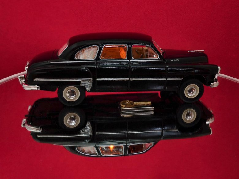 Зим газ 12 масштабная модель 1:12