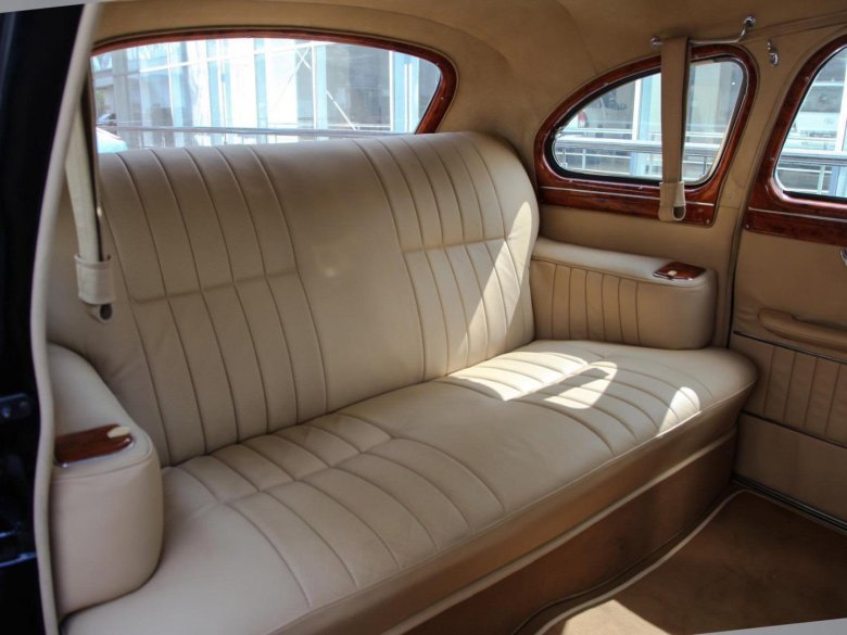 Зим газ 12 салон