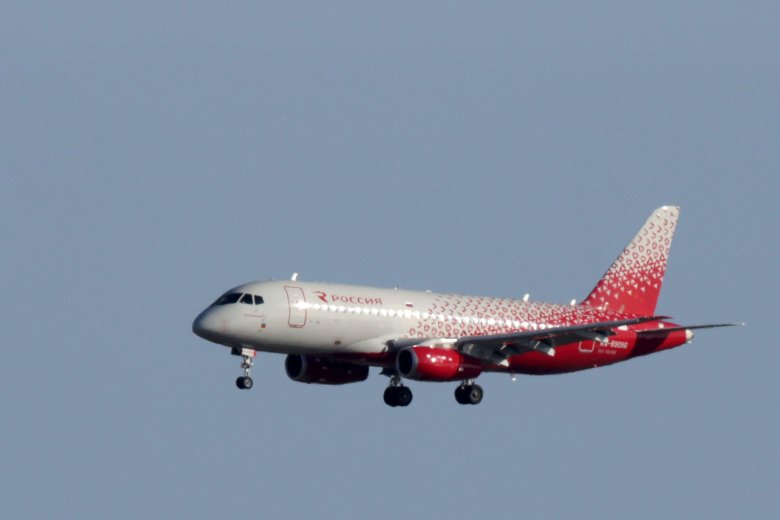 Ssj 100 россия авиакомпания