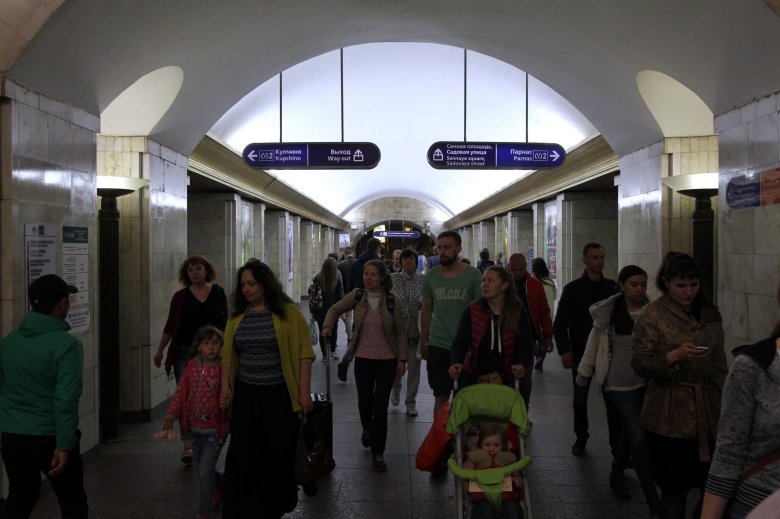 Сенная площадь станция метро