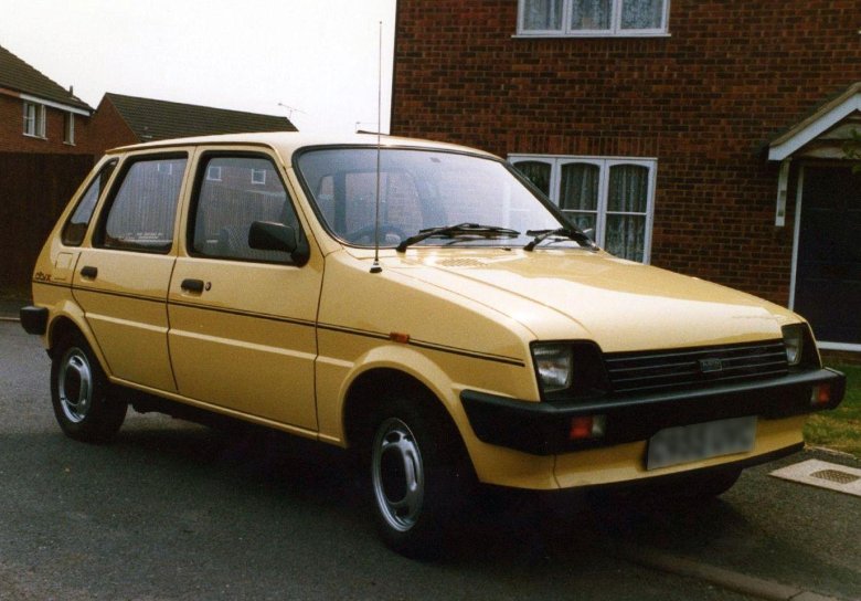 Автомобиль austin metro