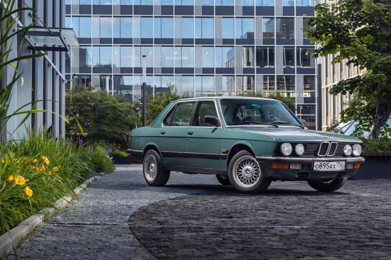 Бмв 5 серии е 28