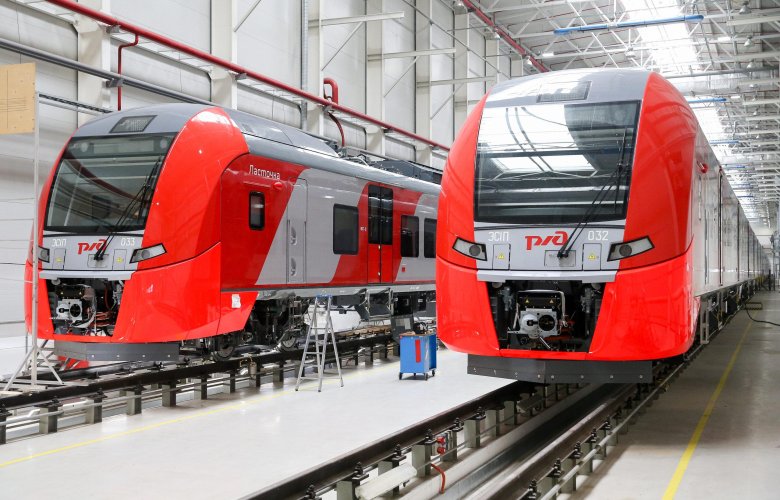 Электропоезд ласточка эс1